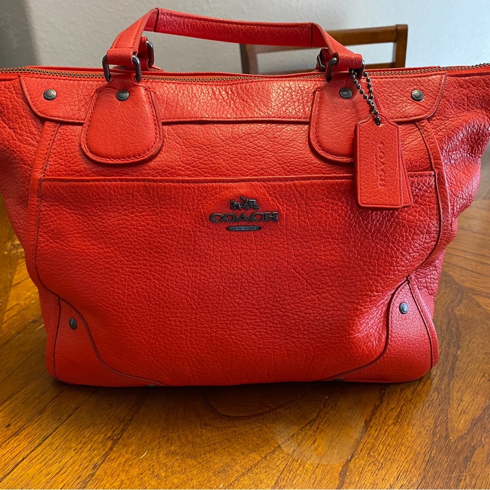 Coach Mickie Satchel